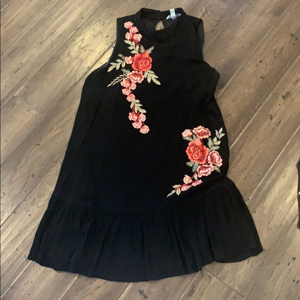 She + Sky flowy dress floral patchwork